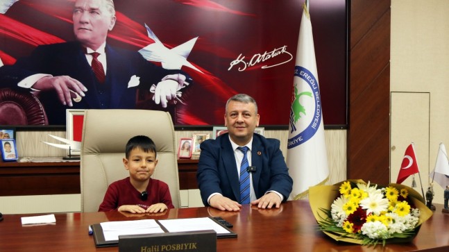 KDZ. EREĞLİ BELEDİYESİ KOLTUĞUNA DENİZ KADİR AKBAŞ OTURDU