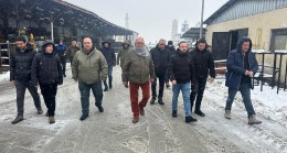 BAŞKAN POSBIYIK, KARLA MÜCADELE ÇALIŞMALARINI SAHADA DENETLEDİ