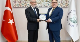 Rektör Özölçer’den BAİBÜ Rektörü Yiğit’e Hayırlı Olsun Ziyareti