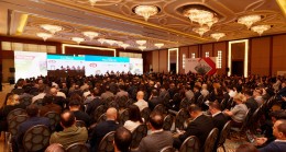 Erdemir, Bursa’da sektörle bir araya geldi.