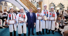 Rektör Özölçer, Hafızlık İcazet Merasimi’nde Genç Hafızların Sevincine Ortak Oldu