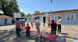 KÖY OKULLARI SOSYAL SORUMLULUK AĞI PROJESİ ÜVEYİKLİ’DE DEVAM ETTİ