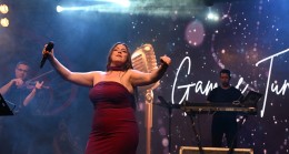 GAMZE TUNÇ COŞTURDU, SERVET ÖZTÜRK GÜLDÜRDÜ