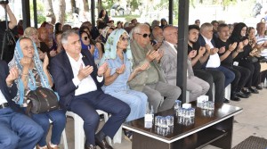 KDZ. EREĞLİ ŞEHİR MEZARLIĞINDA, MEVLİD PROGRAMI DÜZENLENDİ 3 BİN KİŞİYE KAVURMA DAĞITILDI