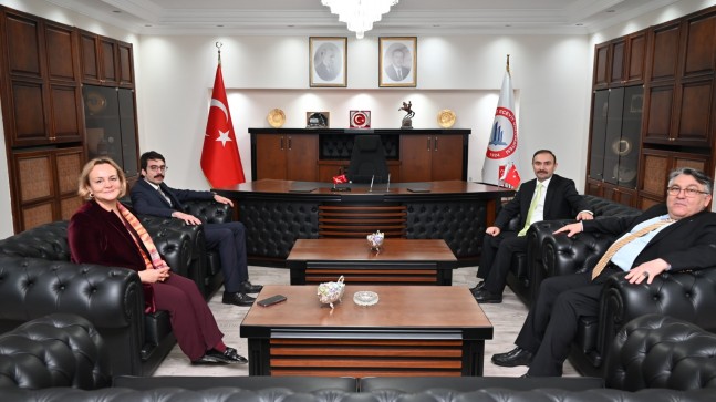 Zonguldak İdare Mahkemesi Başkanı Onur ile Zonguldak Vergi Mahkemesi Üyesi Soysal’dan Rektör Özölçer’e Ziyaret