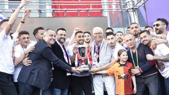ŞAMPİYON KDZ. EREĞLİ BELEDİYESPOR, KUPASINA KAVUŞTU