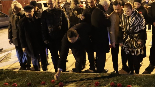 DEPREMİN 3’ÜNCÜ YILDÖNÜMÜNDE SAAT: 04.17’DE ANMA