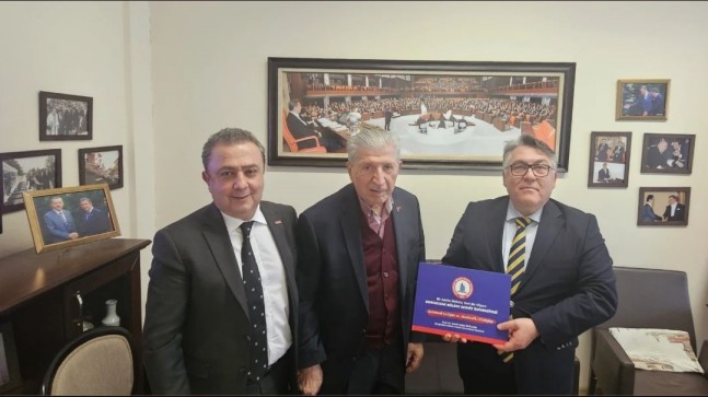 Cumhurbaşkanlığı Yüksek İstişare Kurulu Üyesi Köksal Toptan, Rektör Özölçer’i Makamında Kabul Etti