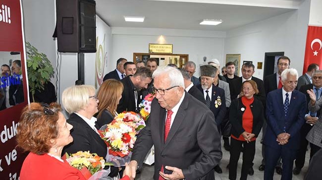 CUMHURİYET SERGİS AKM’DE AÇILDI
