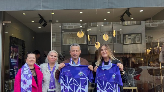 GÖNÜLLÜ KADINLAR; KDZ. EREĞLİ BELEDİYESPOR İÇİN KAPI KAPI DOLAŞIYOR