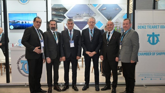 Deniz Ticaret Odası Başkanı Ünlüer Expomaritt Exposhipping Fuarına Katıldı