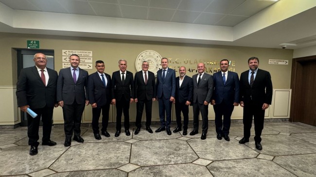İMEAK Deniz Ticaret Odası’ndan Ulaştırma ve Altyapı Bakanlığı’na Ziyaret!