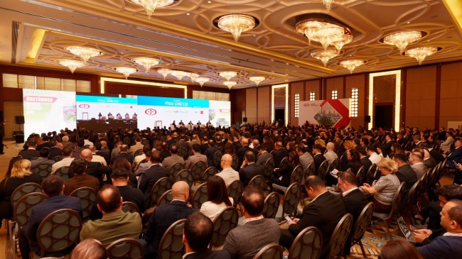 Erdemir, Bursa’da sektörle bir araya geldi.