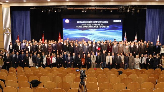 Rektör Özölçer, Genel Akademik Kurul Toplantısıyla BEUN’un Başarılarını ve Gelecek Vizyonunu Ortaya Koydu