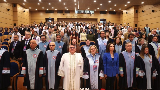 BEUN’da Beyaz Önlük Heyecanı: Geleceğin Eczacıları Meslek Yolculuğuna İlk Adımını Attı